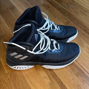 Adidas Men's Black Basketball worn few times 10.5